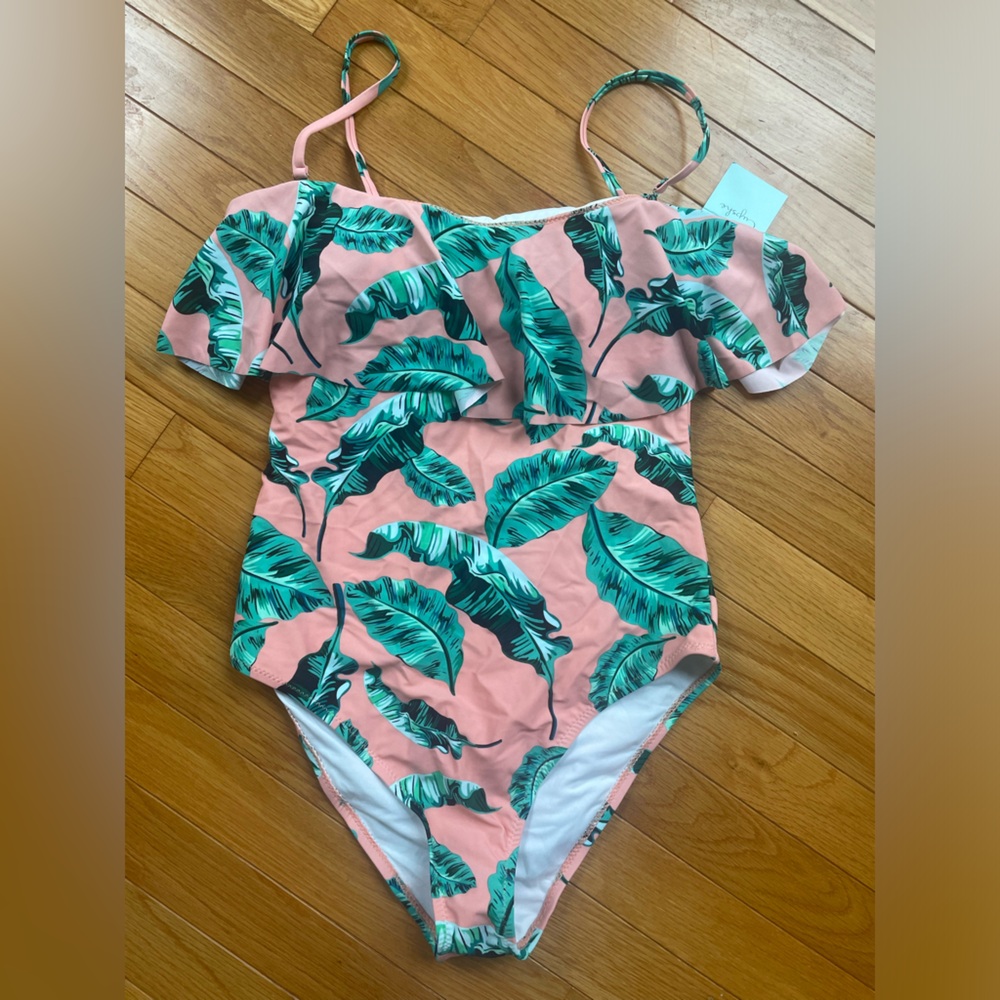 NWT CUPSHE Swimsuit